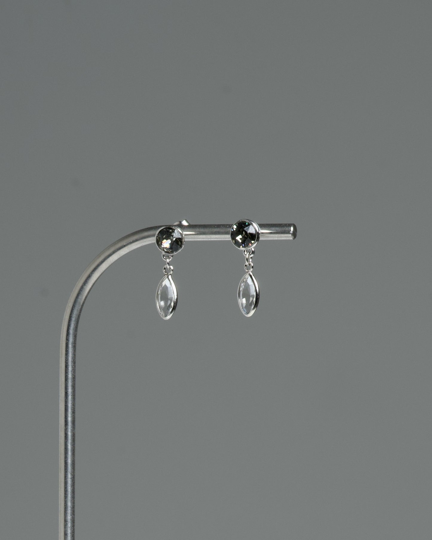 [受注生産商品] 雫 ピアス/イヤリング -SILVER-